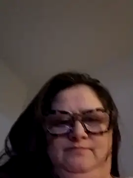 Snapshot of staceysmomfow chatting on 01/21/25, 05:16 staceysmomfow online show from 01/21/25, 05:16