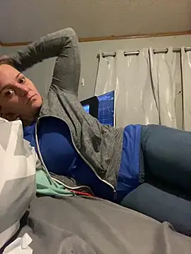 Snapshot of KillaKelli69 chatting on 01/01/25, 02:30 KillaKelli69 online show from 01/01/25, 02:30