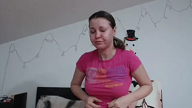 Snapshot of SweetMaddy888 chatting on 02/13/25, 11:50 SweetMaddy888 online show from 02/13/25, 11:50