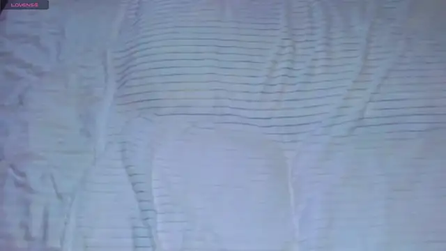 Snapshot of xteona chatting on 12/17/24, 10:55 xteona online show from 12/17/24, 10:55