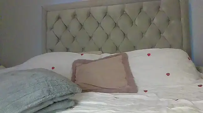 diamondgalxo online show from 02/19/25, 08:01