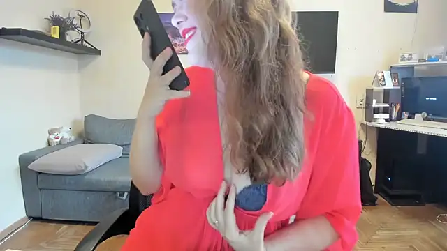 Snapshot of SofiaBells chatting on 09/24/25, 10:07 SofiaBells online show from 09/24/25, 10:07