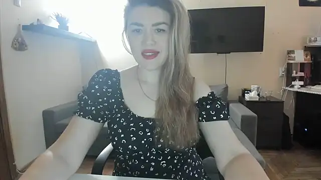 Snapshot of SofiaBells chatting on 11/17/25, 09:37 SofiaBells online show from 11/17/25, 09:37