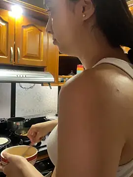 karla nill online show from 11/10/25, 04:50