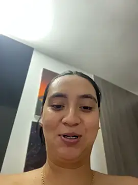 karla nill online show from 04/09/26, 06:24