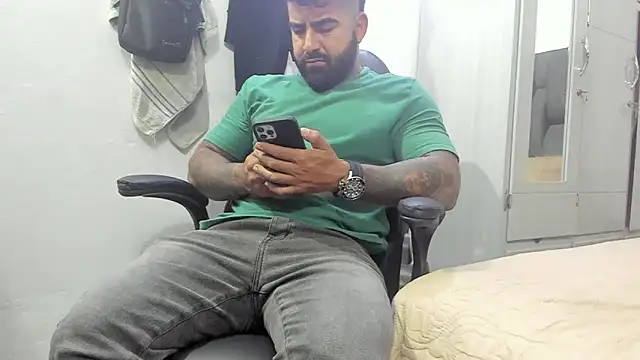 Lyon vach online show from 01/27/25, 08:39