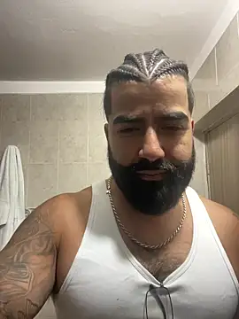 Lyon vach online show from 11/16/25, 09:09