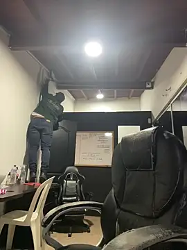 Lyon vach online show from 03/27/26, 10:15