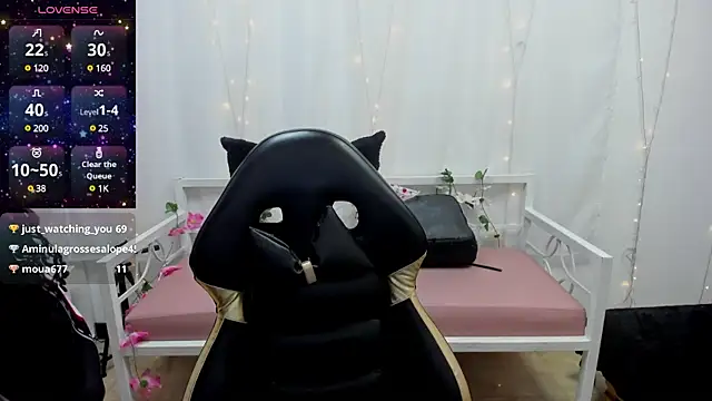 Snapshot of Abigail_Wilson_ chatting on 12/10/24, 05:50 Abigail Wilson online show from 12/10/24, 05:50