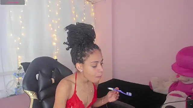 Snapshot of Abigail_Wilson_ chatting on 12/20/24, 08:34 Abigail Wilson online show from 12/20/24, 08:34