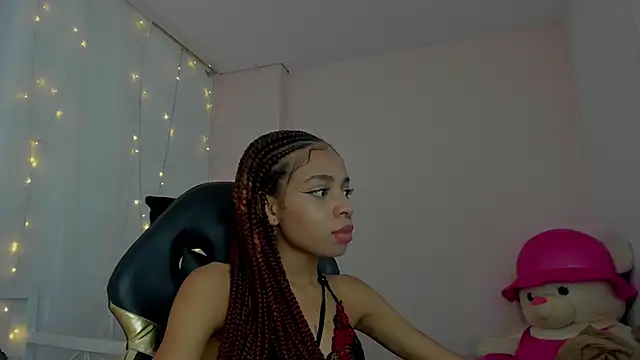 Snapshot of Abigail_Wilson_ chatting on 01/04/25, 11:27 Abigail Wilson online show from 01/04/25, 11:27