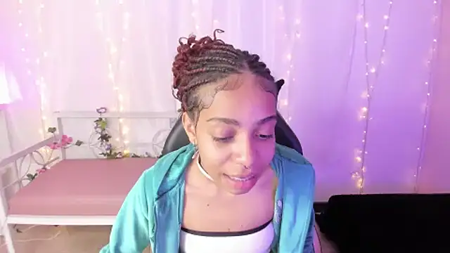 Snapshot of Abigail_Wilson_ chatting on 01/17/25, 08:55 Abigail Wilson online show from 01/17/25, 08:55