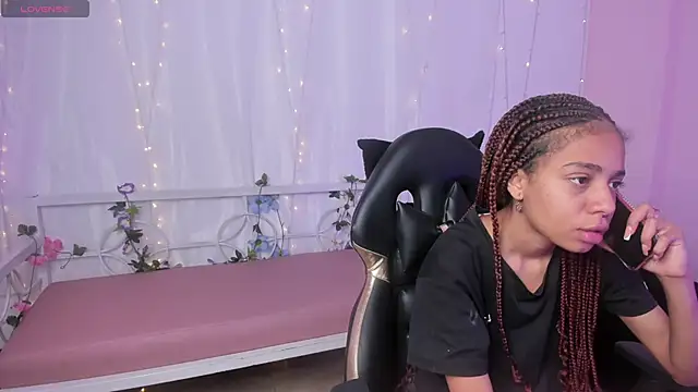 Snapshot of Abigail_Wilson_ chatting on 01/18/25, 08:09 Abigail Wilson online show from 01/18/25, 08:09