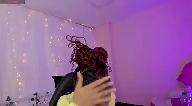 Snapshot of Abigail_Wilson_ chatting on 01/24/25, 08:00 Abigail Wilson online show from 01/24/25, 08:00