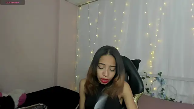 Snapshot of Abigail_Wilson_ chatting on 01/31/25, 11:56 Abigail Wilson online show from 01/31/25, 11:56