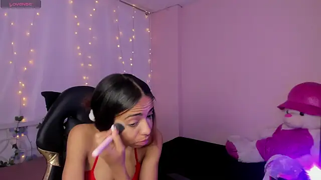 Snapshot of Abigail_Wilson_ chatting on 02/06/25, 08:13 Abigail Wilson online show from 02/06/25, 08:13