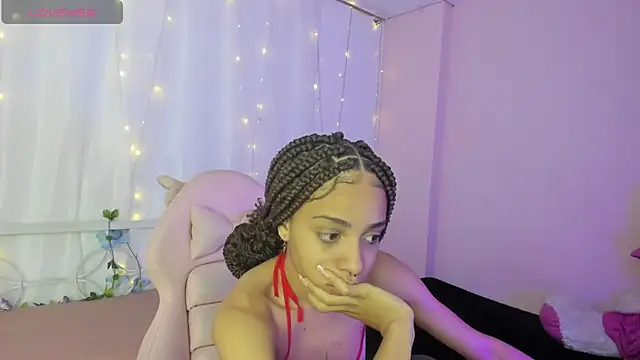 Snapshot of Abigail_Wilson_ chatting on 02/12/25, 08:40 Abigail Wilson online show from 02/12/25, 08:40