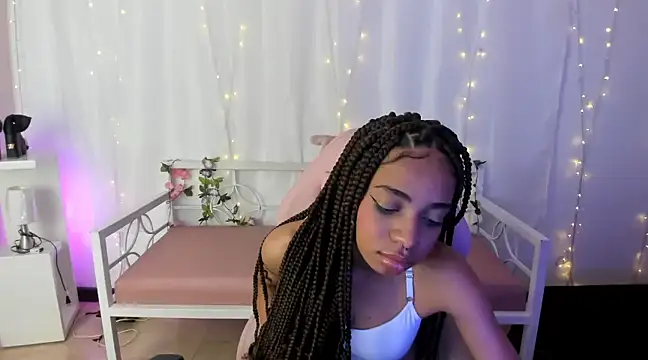 Snapshot of Abigail_Wilson_ chatting on 02/15/25, 12:15 Abigail Wilson online show from 02/15/25, 12:15