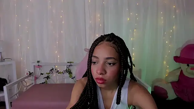 Snapshot of Abigail_Wilson_ chatting on 02/18/25, 11:52 Abigail Wilson online show from 02/18/25, 11:52