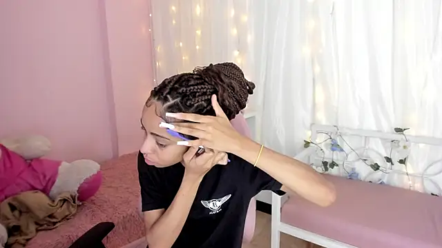 Snapshot of Abigail_Wilson_ chatting on 03/15/25, 08:32 Abigail Wilson online show from 03/15/25, 08:32