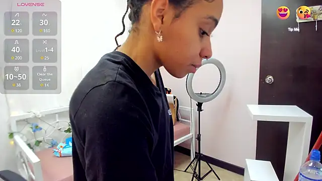 Snapshot of Abigail_Wilson_ chatting on 03/15/25, 11:39 Abigail Wilson online show from 03/15/25, 11:39