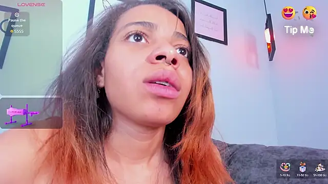 Snapshot of Abigail_Wilson_ chatting on 03/19/25, 11:57 Abigail Wilson online show from 03/19/25, 11:57