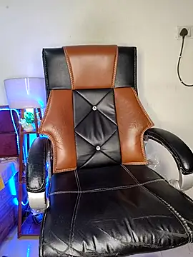 Snapshot of Black-Pearll chatting on 03/16/25, 09:05 Black-Pearll online show from 03/16/25, 09:05