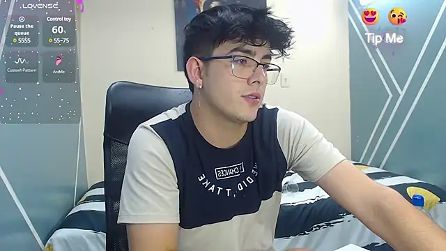 nolan twink1 online show from 02/08/25, 08:53