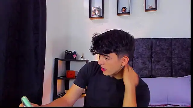 nolan twink1 online show from 10/16/25, 07:37