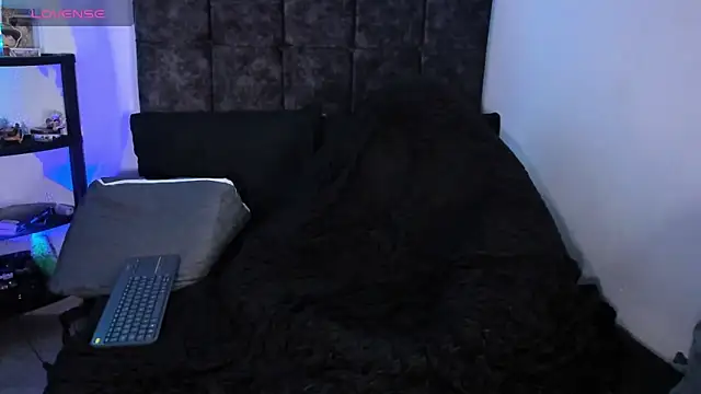 nolan twink1 online show from 04/18/26, 07:07