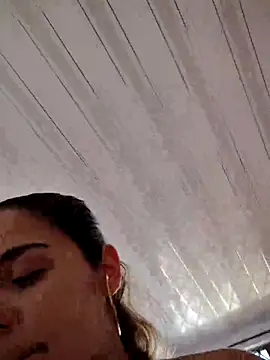 LaurenWelly  online show from 02/20/25, 08:36