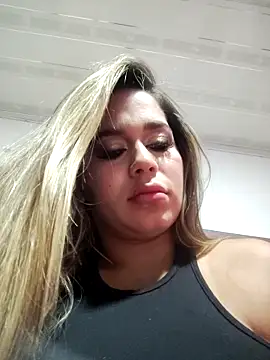 LaurenWelly  online show from 10/02/25, 09:49