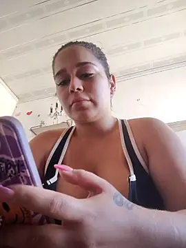 LaurenWelly  online show from 10/17/25, 08:11