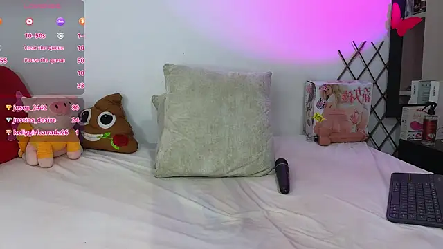 Snapshot of milky__boy_ chatting on 03/20/25, 07:25 milky boy online show from 03/20/25, 07:25