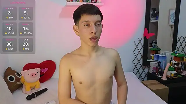 Snapshot of milky__boy_ chatting on 09/21/25, 04:47 milky boy online show from 09/21/25, 04:47