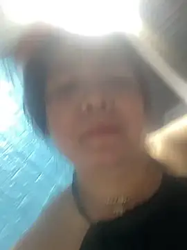 Snapshot of Cesywet chatting on 03/05/25, 02:56 Cesywet online show from 03/05/25, 02:56