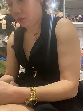 Snapshot of Cesywet chatting on 03/08/25, 07:05 Cesywet online show from 03/08/25, 07:05