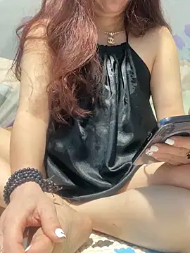 Snapshot of Cesywet chatting on 03/20/25, 10:29 Cesywet online show from 03/20/25, 10:29