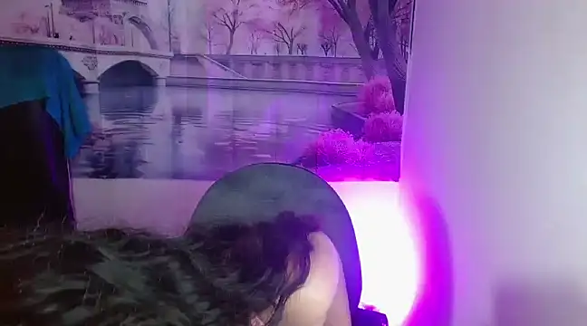 Snapshot of daniela_rivasth chatting on 03/01/25, 02:48 daniela rivasth online show from 03/01/25, 02:48