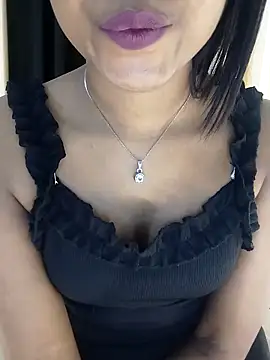 Snapshot of Rinika_67 chatting on 11/19/25, 03:34 Rinika 67 online show from 11/19/25, 03:34