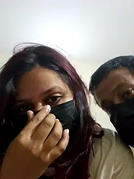 Snapshot of punecouple6 chatting on 10/23/25, 07:12 punecouple6 online show from 10/23/25, 07:12