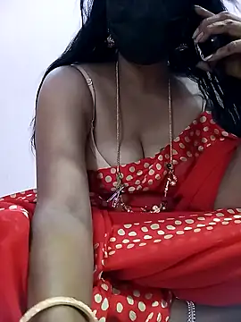 Snapshot of Tamil_sreelekha chatting on 12/19/24, 05:18 Tamil sreelekha online show from 12/19/24, 05:18