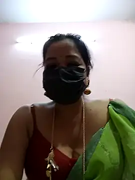 Snapshot of Tamil_sreelekha chatting on 12/20/24, 05:18 Tamil sreelekha online show from 12/20/24, 05:18