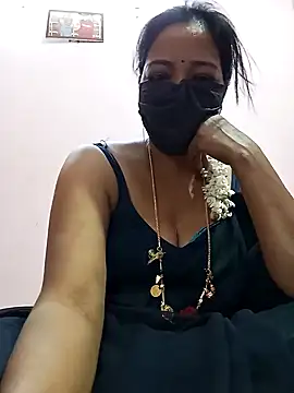 Snapshot of Tamil_sreelekha chatting on 01/02/25, 05:14 Tamil sreelekha online show from 01/02/25, 05:14