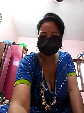 Snapshot of Tamil_sreelekha chatting on 02/09/25, 03:00 Tamil sreelekha online show from 02/09/25, 03:00