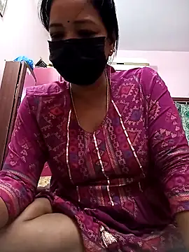 Snapshot of Tamil_sreelekha chatting on 02/13/25, 04:50 Tamil sreelekha online show from 02/13/25, 04:50