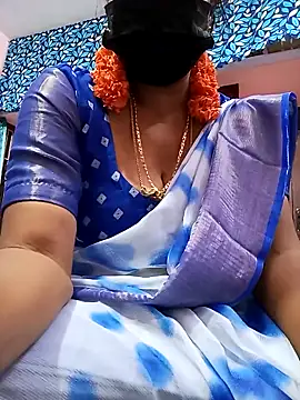 Snapshot of Tamil_sreelekha chatting on 10/23/25, 05:01 Tamil sreelekha online show from 10/23/25, 05:01