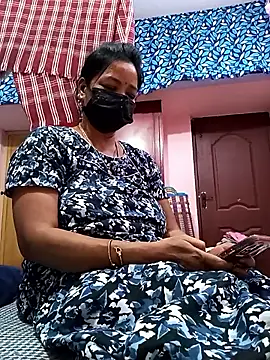 Tamil sreelekha online show from 11/18/25, 06:12