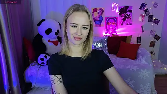 SashaBrooks online show from 11/22/25, 02:05