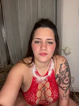 Snapshot of susanahart chatting on 12/21/24, 10:30 susanahart online show from 12/21/24, 10:30